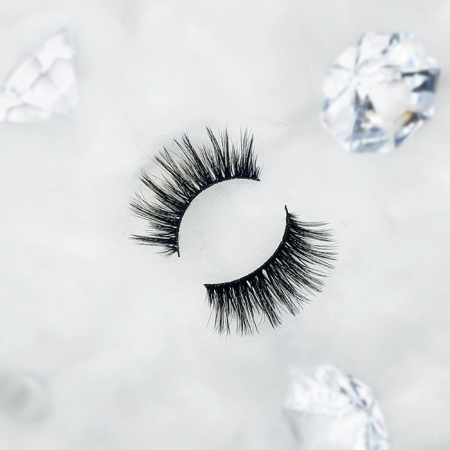 Madrid Lashes - UniqueBeautx